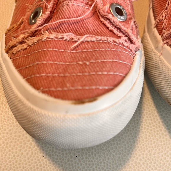 Blowfish Malibu Sneakers Dusty Pink Women's Shoes-8 Coral Slip On Canvas Casual - Picture 9 of 10